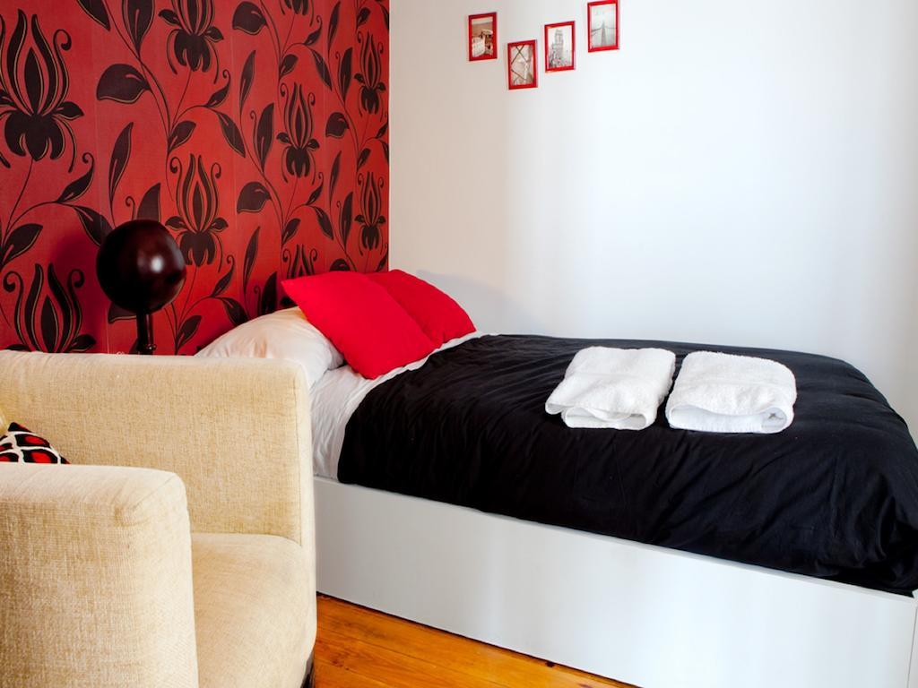 Myplace - Lisbon Castle Стая снимка